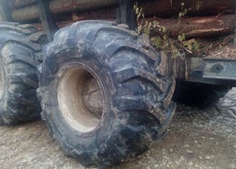 Alliance 344 Tires